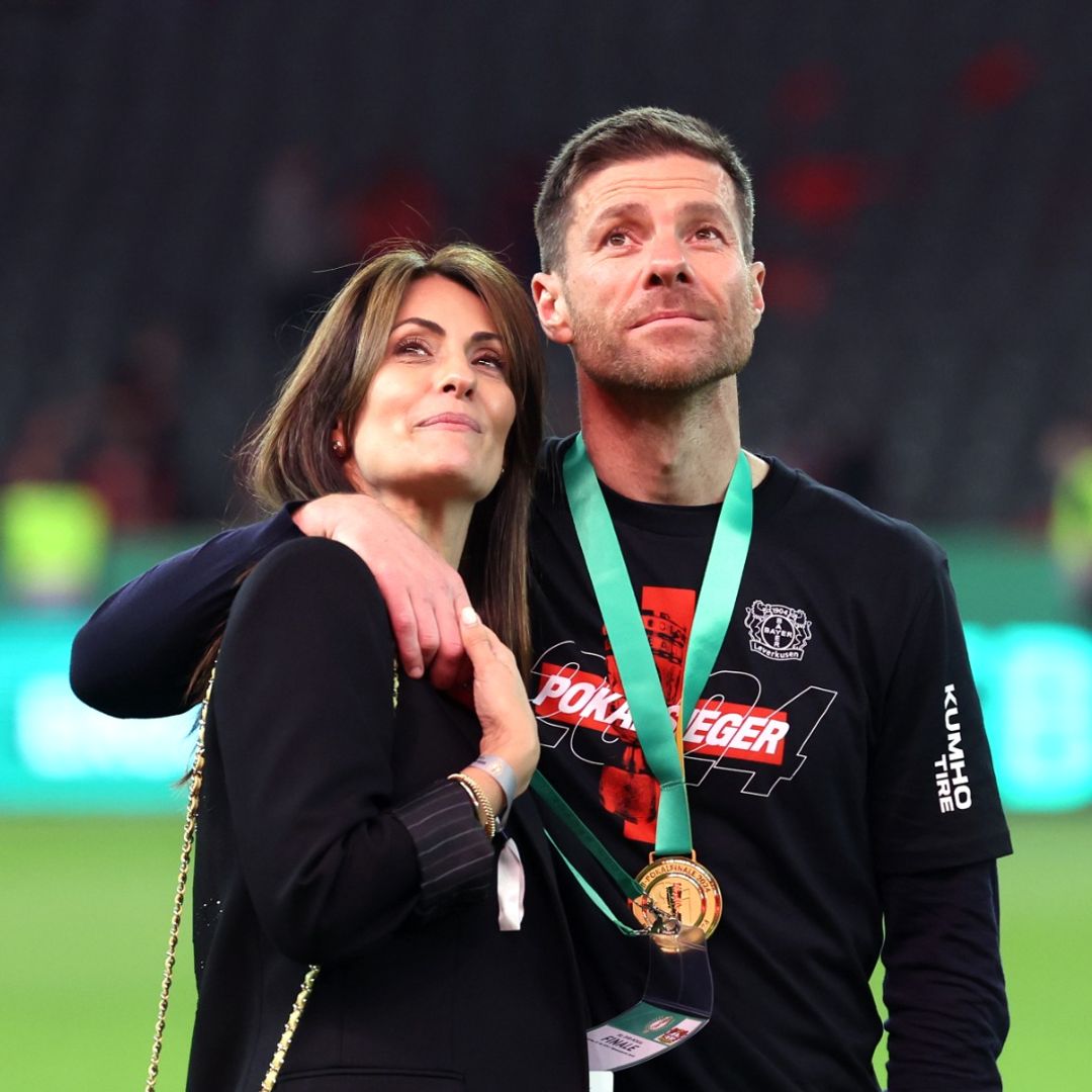 Así es la familia numerosa de Xabi Alonso, su gran apoyo tras su salida del Real Madrid: un hijo adolescente y las mujeres clave de su vida
