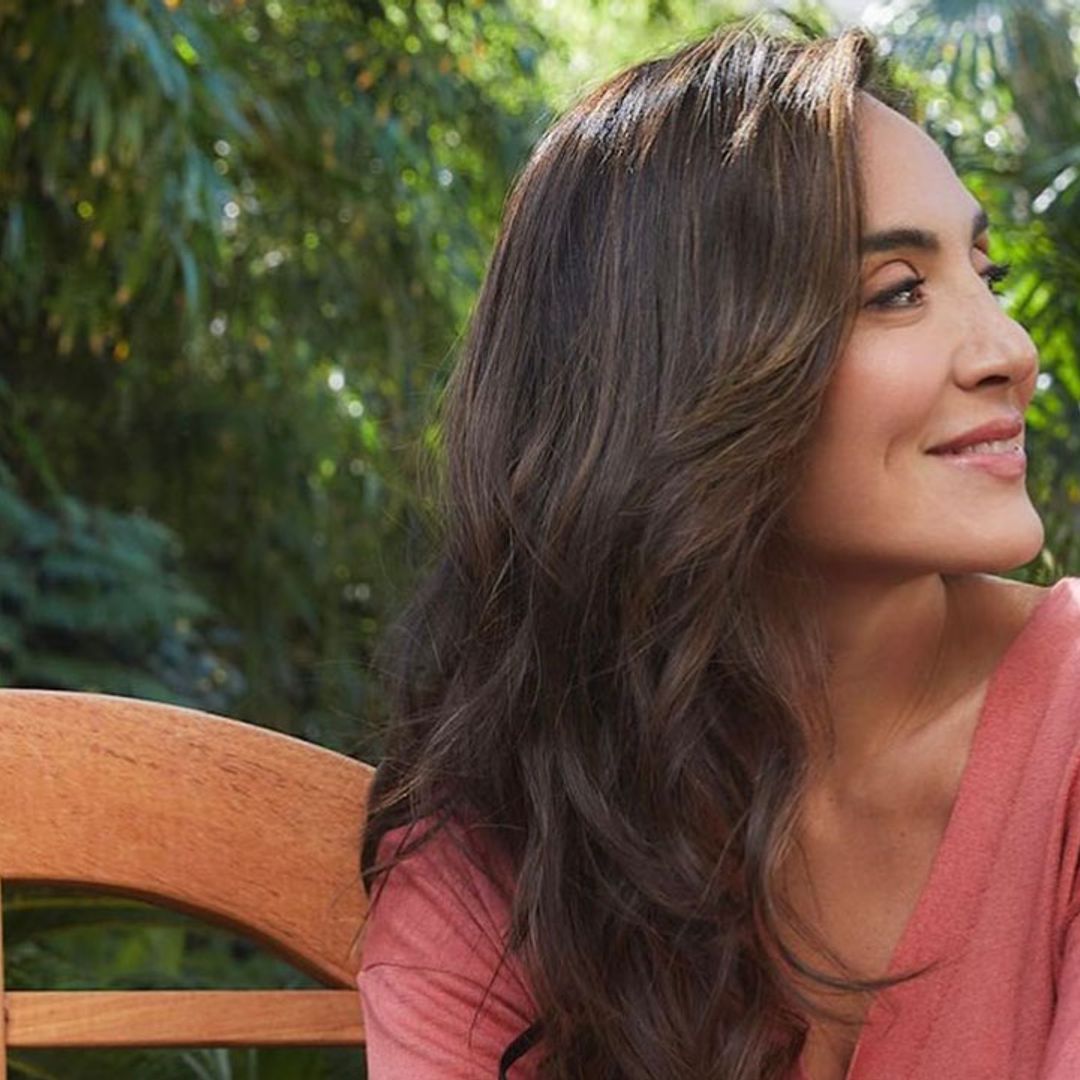 Tamara Falcó adelanta los vestidos de invitada más sofisticados, perfectos para el día y la noche