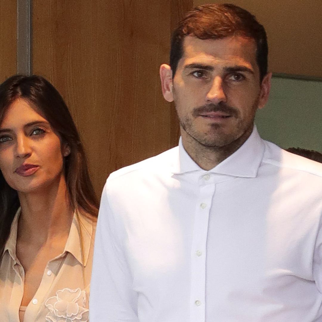 Iker Casillas no se separa de Sara Carbonero, que sigue ingresada en el hospital