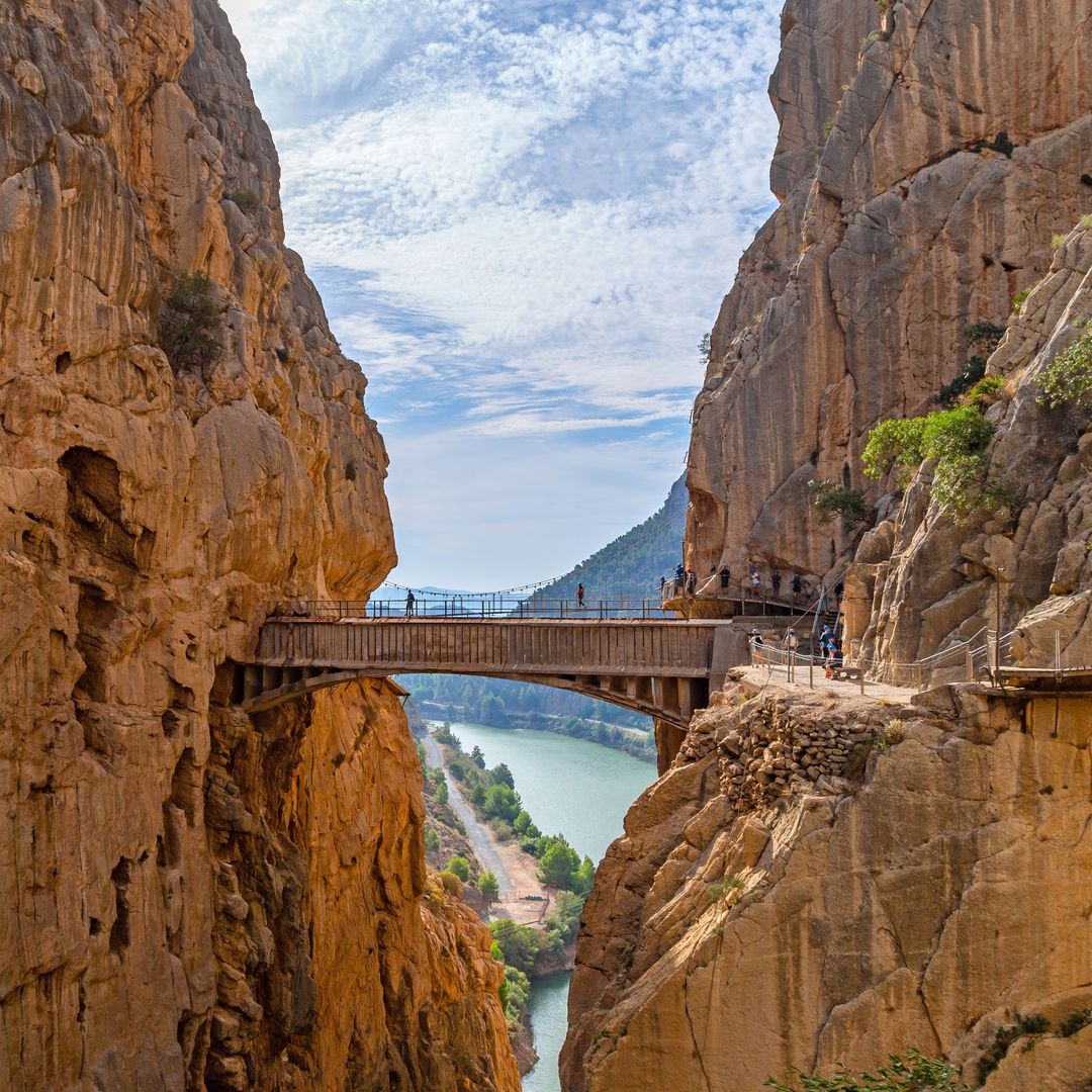 La nueva pasarela colgante de Caminito del Rey está ultimando su estreno y se convertirá en la más larga de España
