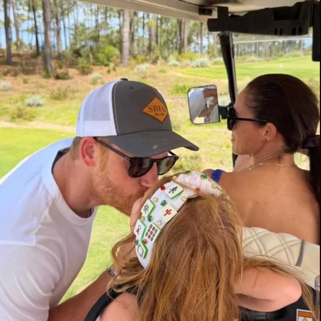 Meghan Markle muestra como nunca la vida privada de sus hijos para felicitar al príncipe Harry