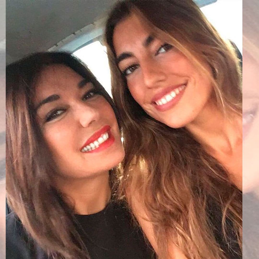 ¡Como dos gotas de agua! El gran parecido entre Raquel Revuelta y su hija Claudia, que cumple 26 años