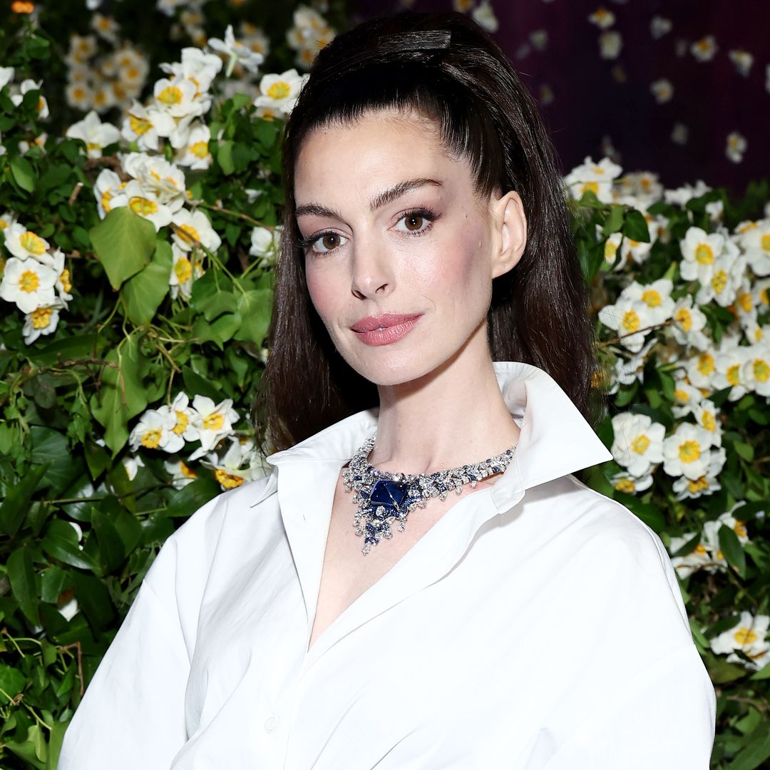 Anne Hathaway luce más joven que nunca: esto es lo que opinan los expertos