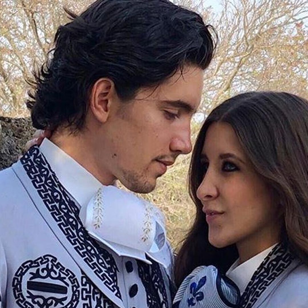 Álex, hijo del artista Alejandro Fernández, se compromete