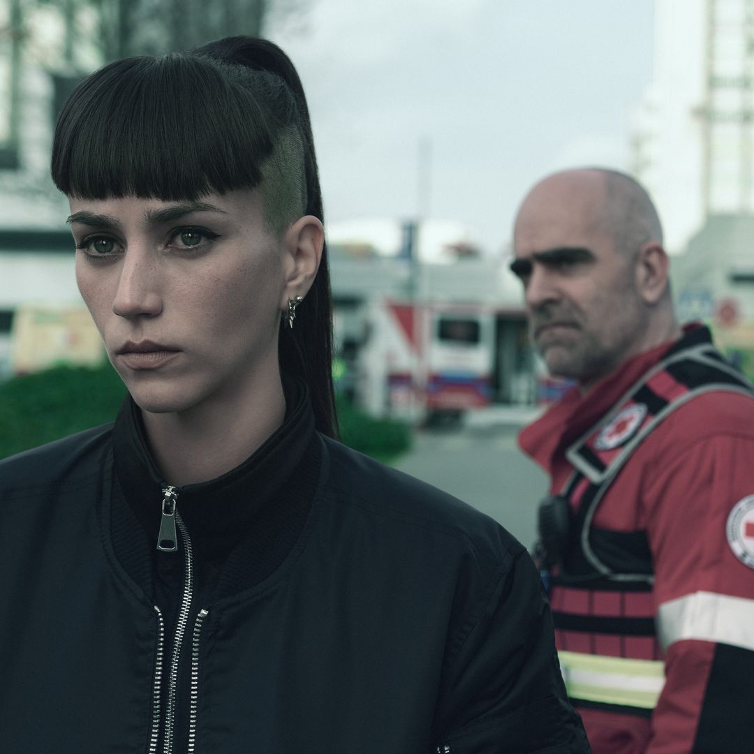 Tres hermanas, un accidente y un secreto que lo destruye todo: así es el nuevo thriller psicológico de Netflix