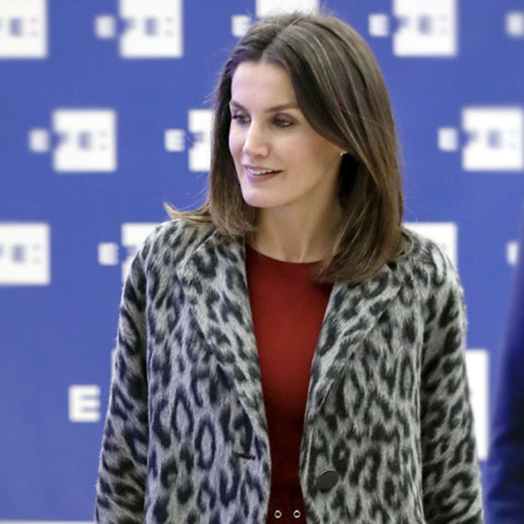 Doña Letizia encuentra su nuevo pantalón con efecto 'fit' en las rebajas