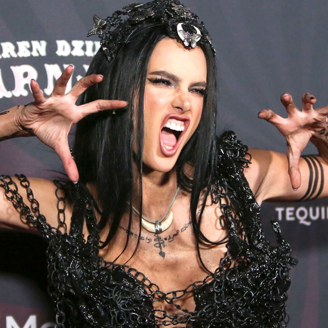 Alessandra Ambrosio, una terrorífica (y sensual) bruja por Halloween