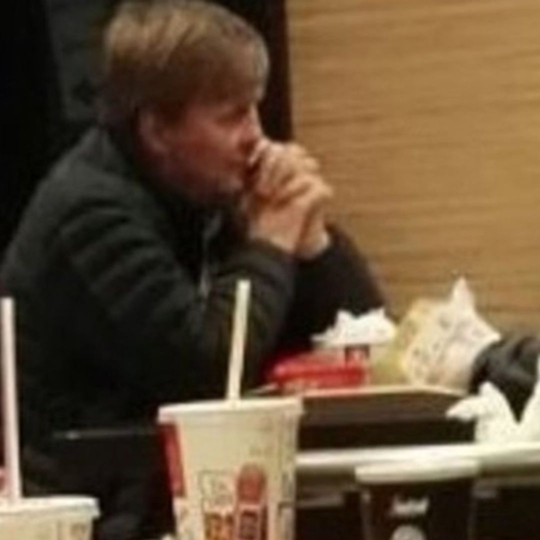 Guillermo de Holanda y sus hijas disfrutan de un banquete de reyes en un McDonald's