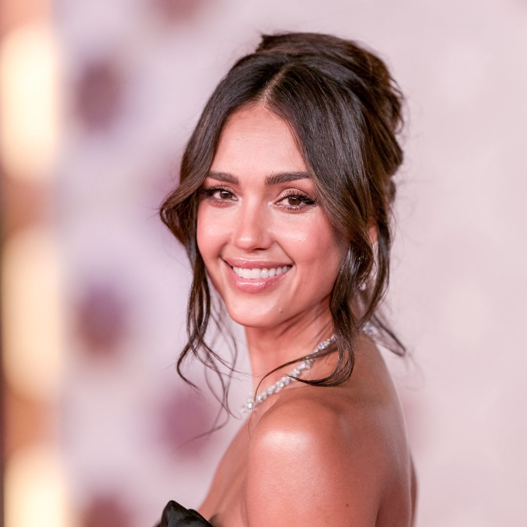 La reacción de Jessica Alba al descubrir que sus cremas han llegado al espacio con la astronauta Christina Koch: "Es una locura"