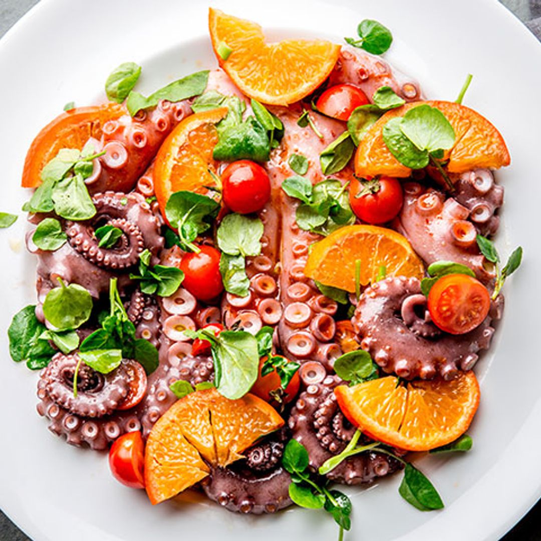 Ensalada de pulpo con berros y naranja