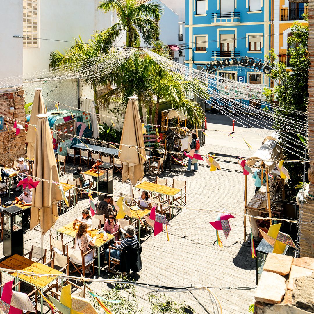 Mercado gastronómico y cultural Els Magazinos en Dénia, Alicante