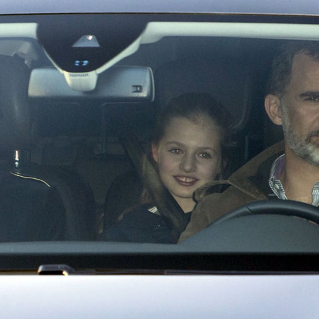 La princesa Leonor y la infanta Sofía, tarde de Reyes con sus padres en casa de su abuelo materno