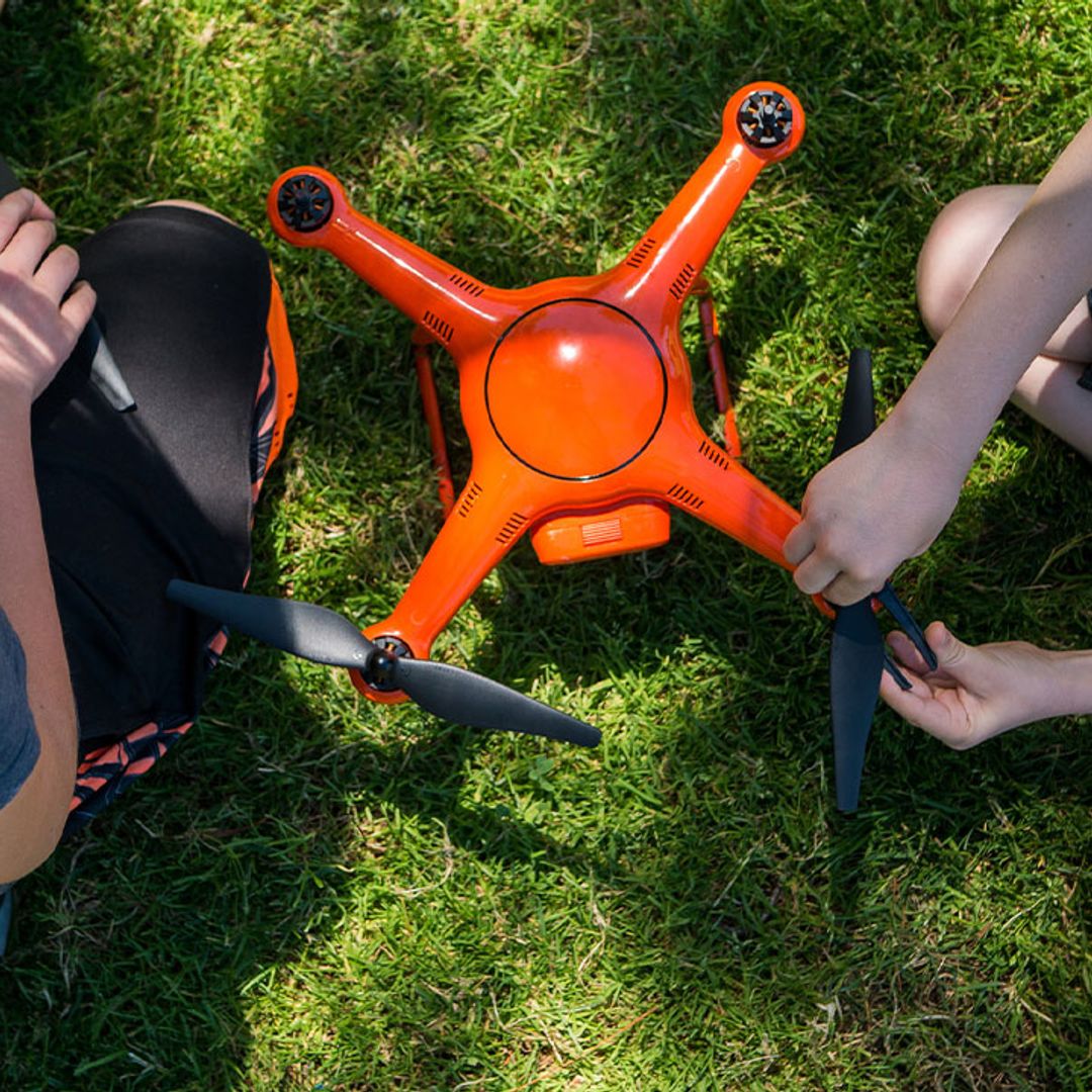 ¿Buscas un dron para regalar a un niño? Nuestra experta en tecno nos cuenta cuáles son los mejores