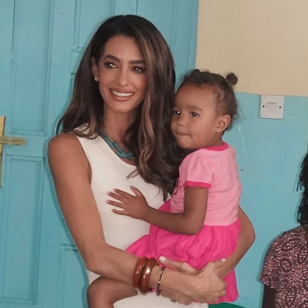 El importante motivo por el que Amal Clooney ha regresado a Malawi tres años después