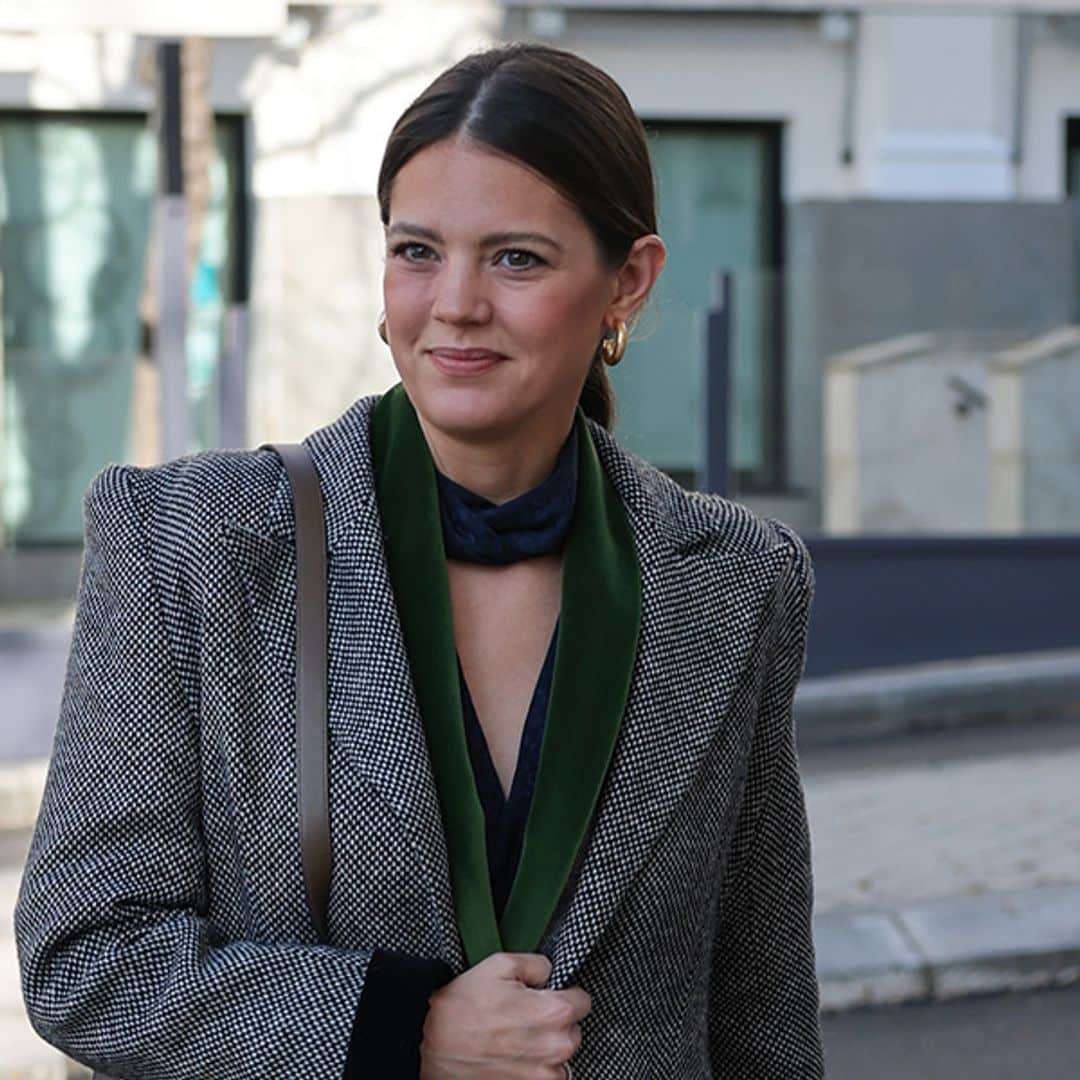 Tamara Falcó e Isabelle Junot apuestan por los zapatos cómodos de tendencia en sus looks de Navidad