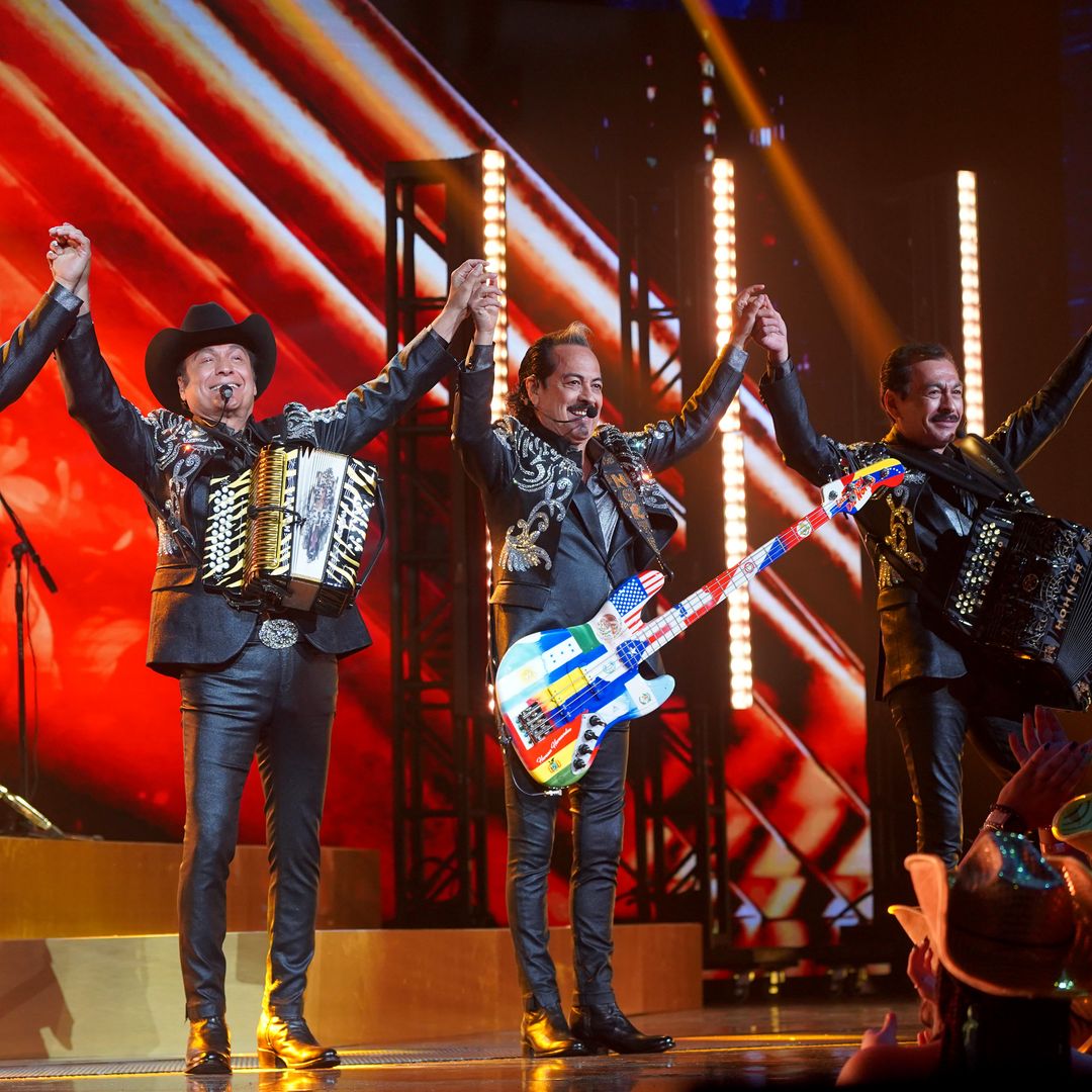 Los Tigres del Norte hacen historia y debutan en 'Los Simpson'