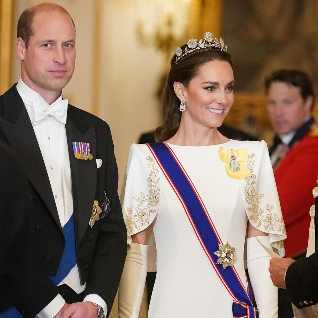 Kate Middleton revive la tiara Strathmore Rose en un acto real