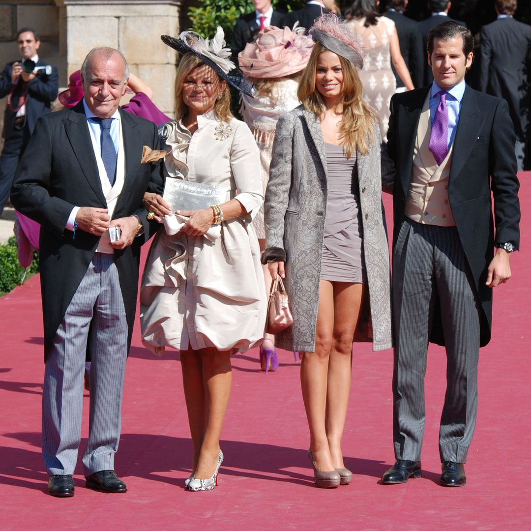 Carlos Goyanes, Cari Lapique, Carla Goyanes y Jorge Benguria enla boda Luis Medina y Laura Vecino el 16 de octubre de 2010