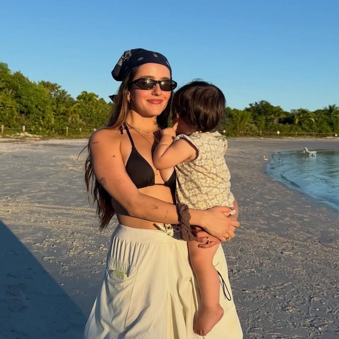 Evaluna muestra lo mucho que han crecido sus hijas en las nuevas fotos familiares
