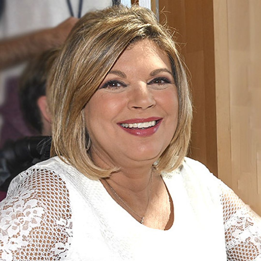 Terelu Campos vuelve a sonreír junto a su hija Alejandra y numerosos amigos