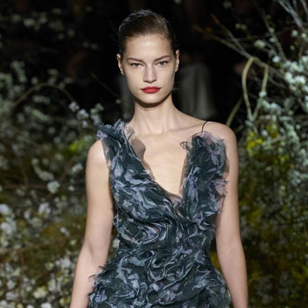 Con inspiración artística y exótica: así es la nueva elegancia de Jason Wu