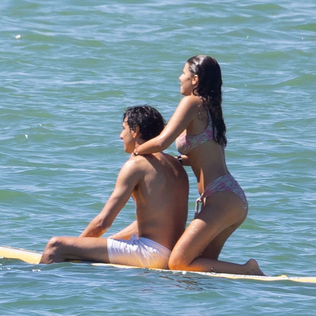 Tana Rivera y Andrés Roca Rey, al descubierto: el apasionado beso en alta mar que todos comentan