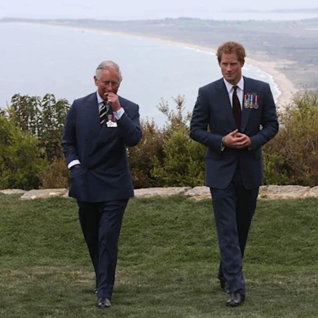 El esperado reencuentro del príncipe Harry con Carlos III, ¿peligrará en su viaje al Reino Unido?