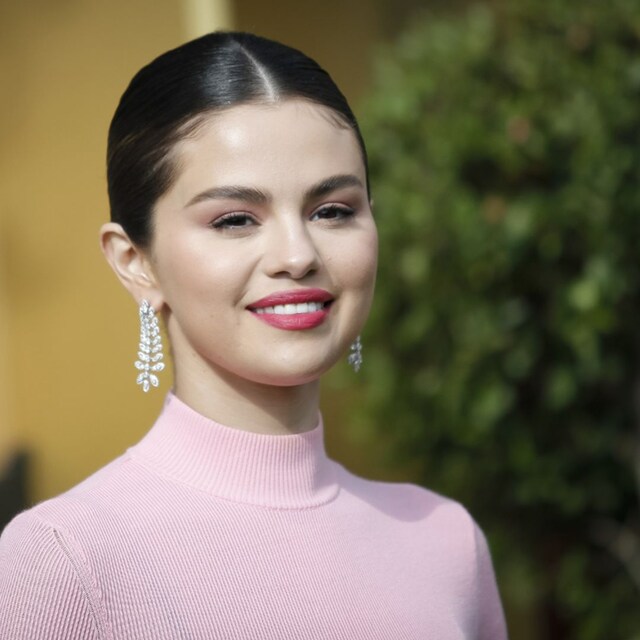 selena portada