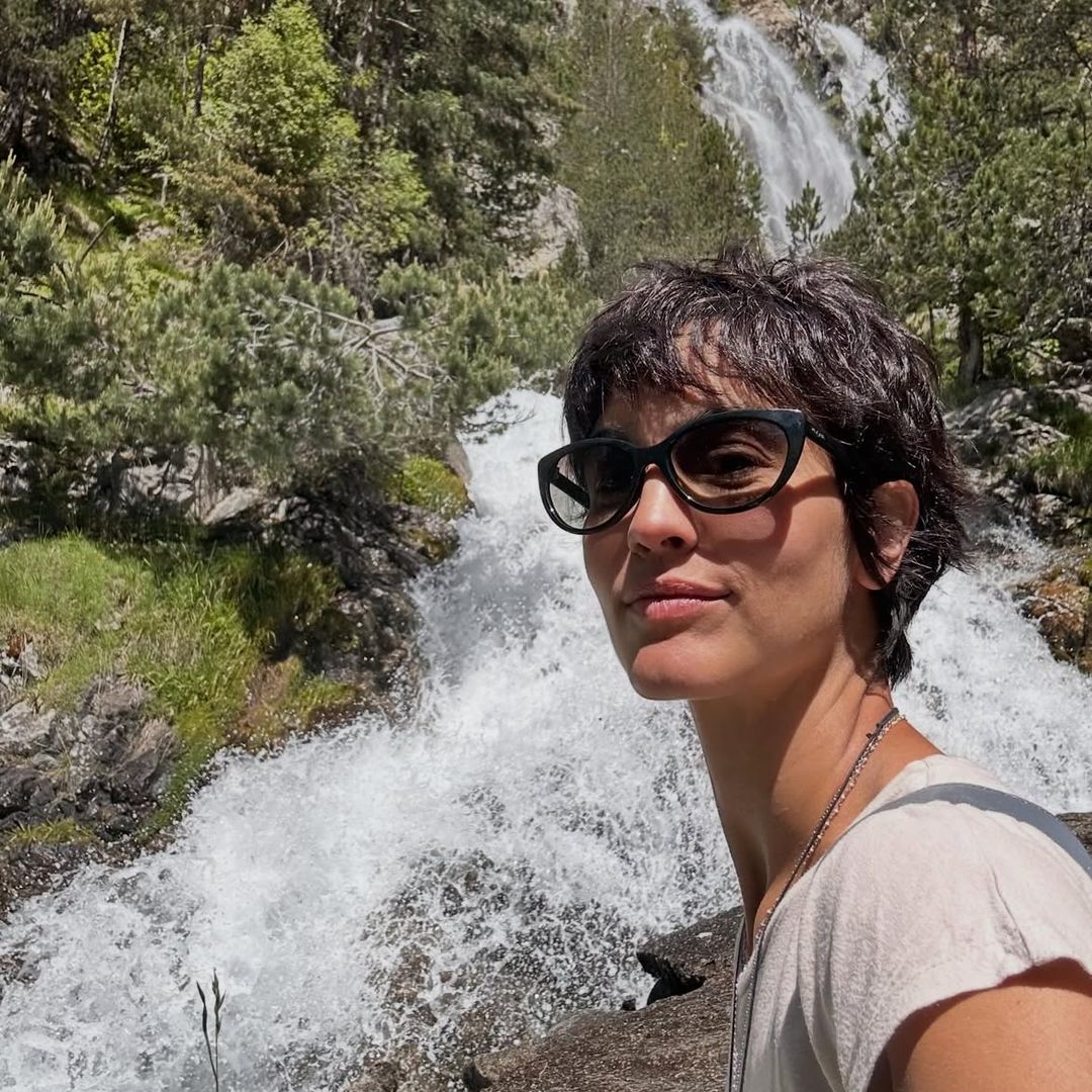 Megan Montaner en la cascada de Argualas, Panticosa, Huesca, Pirineos