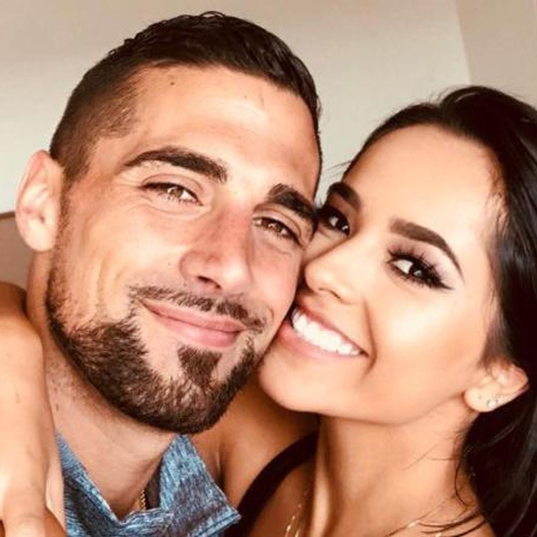 ¿Becky G se ha casado en secreto? Sus fans creen que sí y esta es la razón