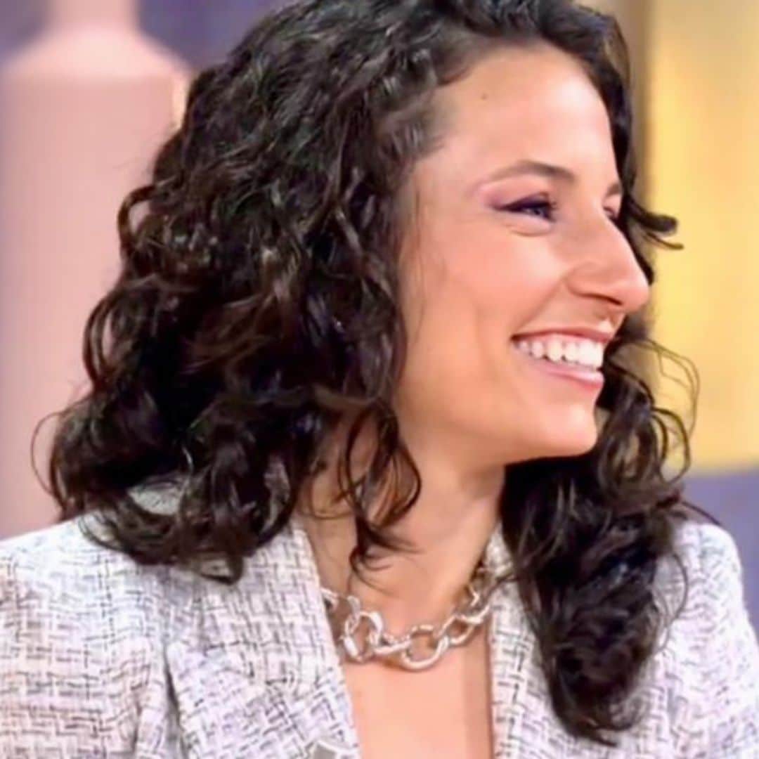 La emoción de Ivana Andrés al ser sorprendida en pleno directo por su mujer: 'Tanto su hija como yo estamos muy orgullosas'
