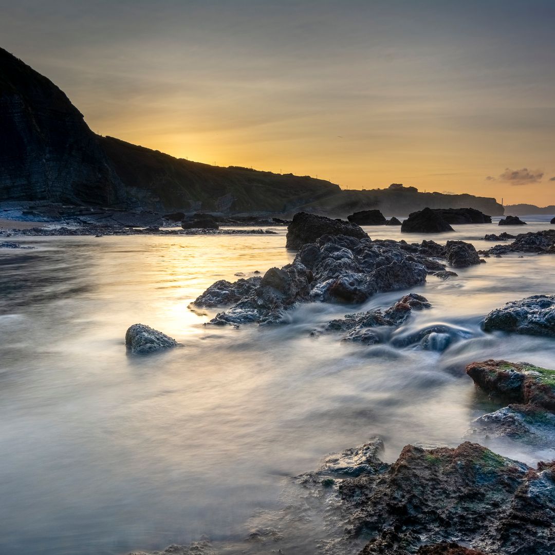 Atardecer en la playa de Peñarrubia, Asturias