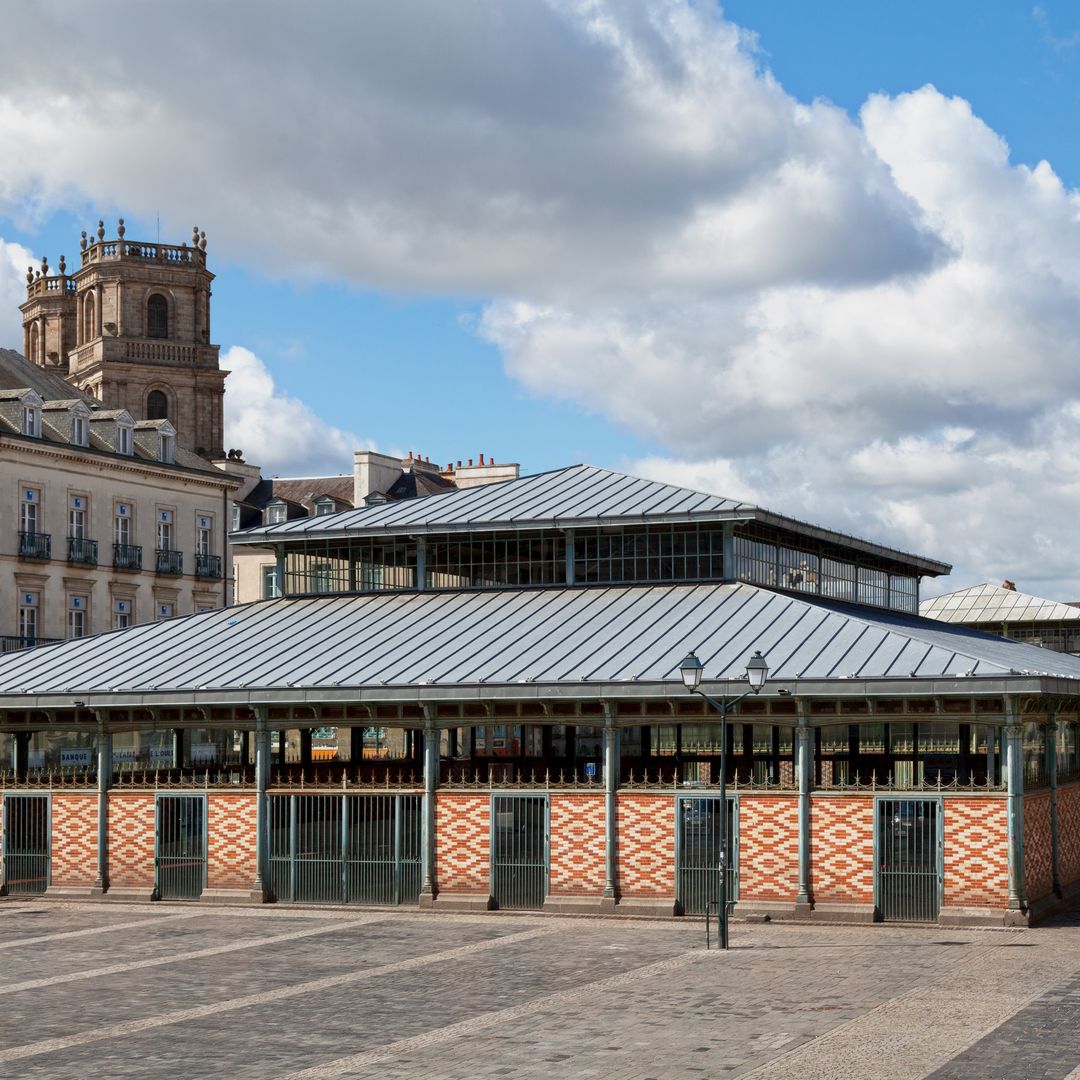 Mercado de la plaza des Lices.