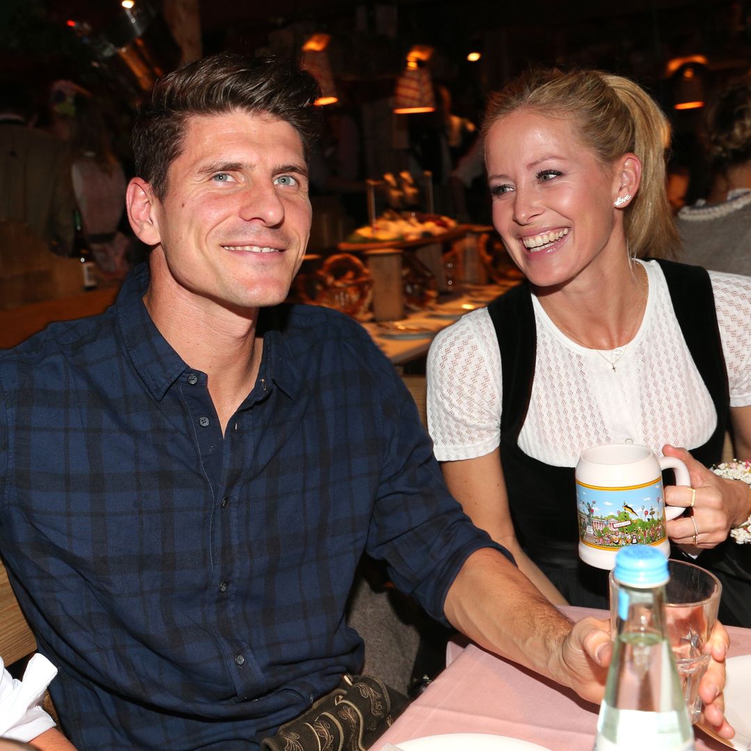 El exfutbolista alemán Mario Gómez, envuelto en un escándalo sentimental: enamorado de una amiga de su mujer