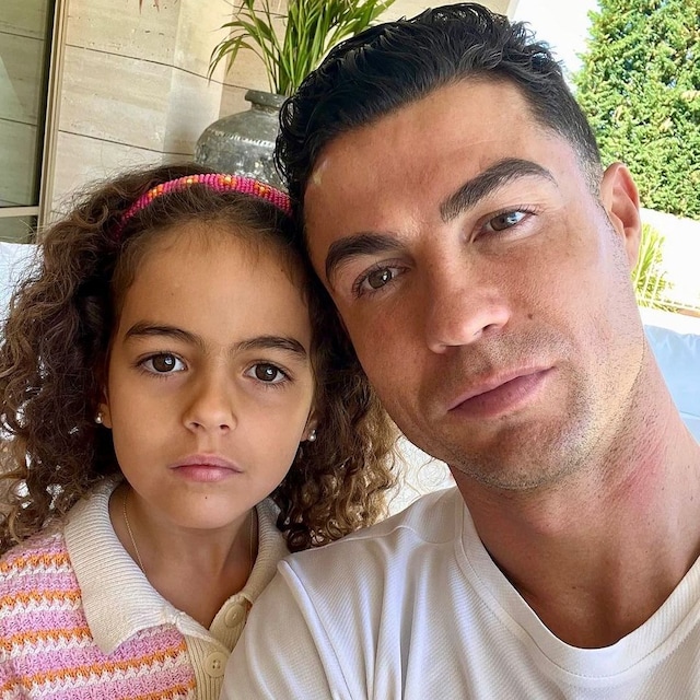 Selfie de Cristiano Ronaldo con su hija Alana Martina