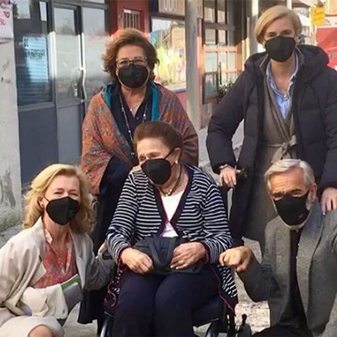 María Zurita y su madre, la infanta Margarita, visitan a los Alcántara en 'Cuéntame'