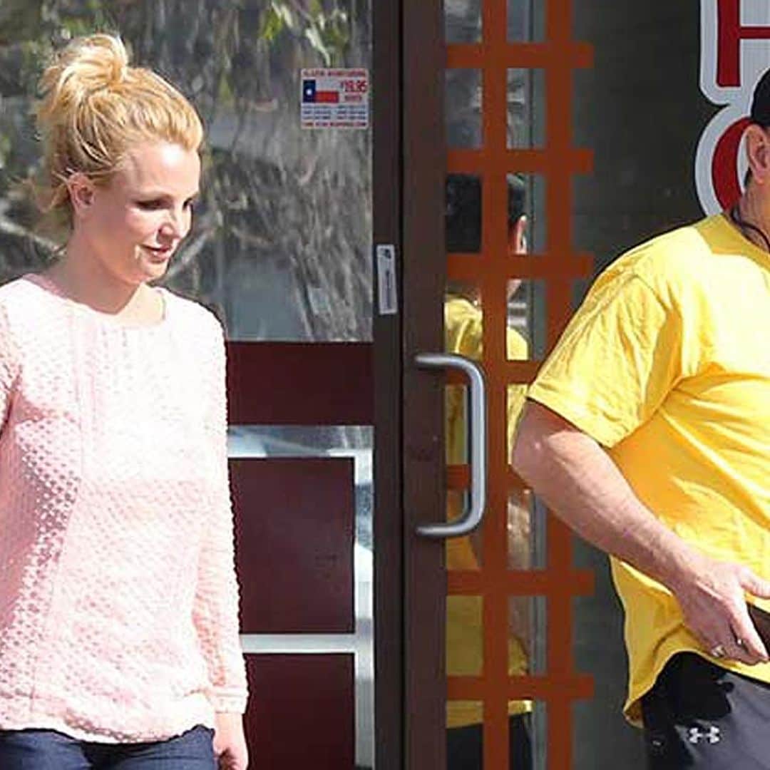 El padre de Britney Spears renuncia a ser su tutor tras el altercado con su nieto