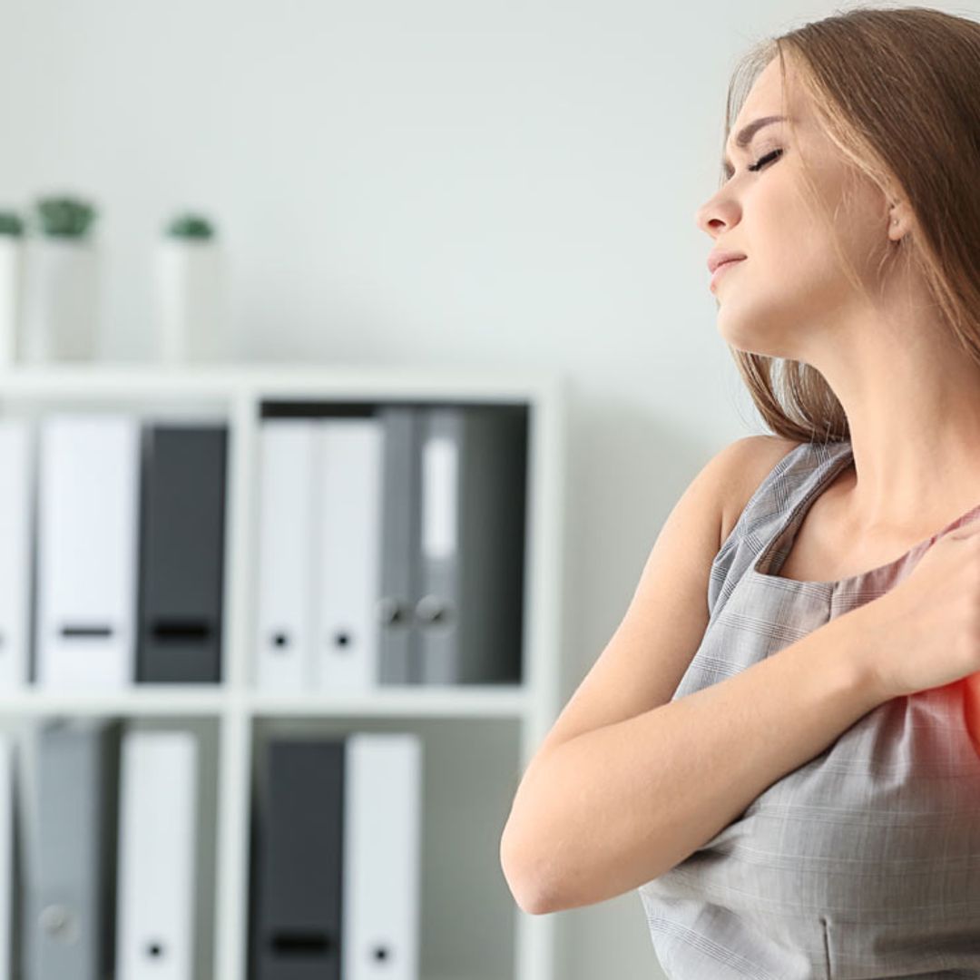 ¿Tienes dolor de hombro? Estos ejercicios te ayudan a aliviarlo