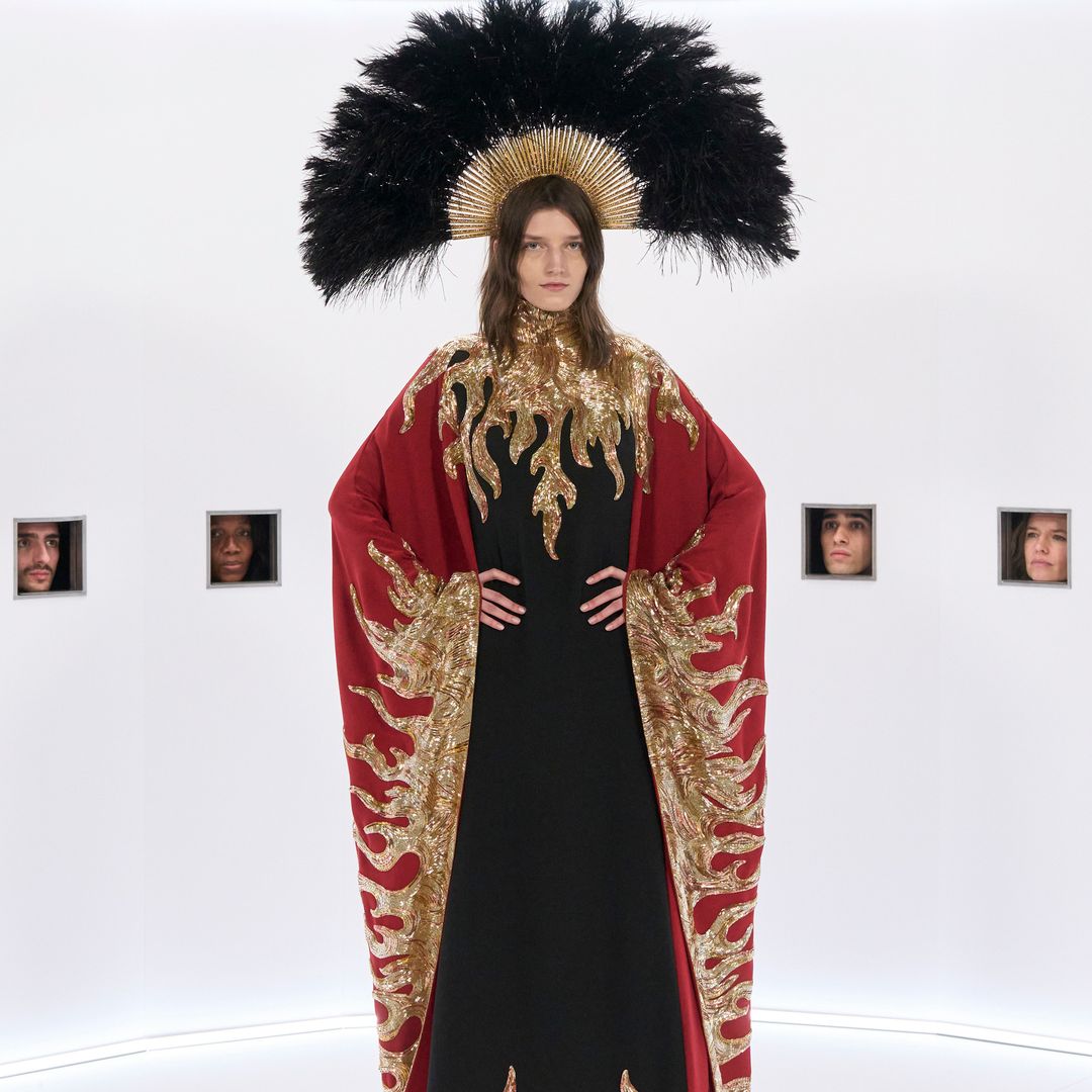 El primer desfile de Valentino sin Valentino: un adiós a su fundador que cambia las reglas del juego para la Alta Costura