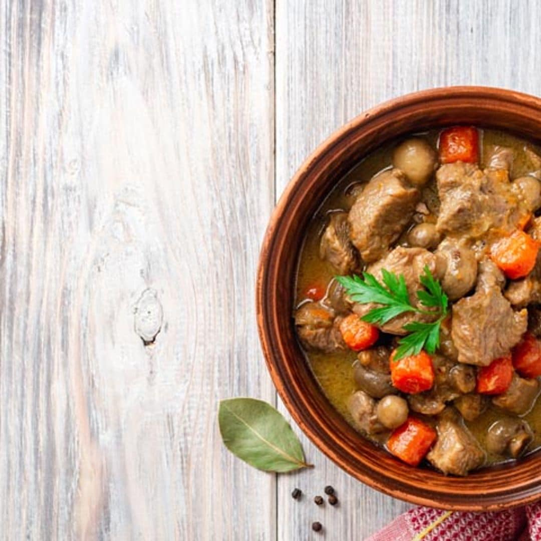 Estofado de pavo con verduras y champiñones