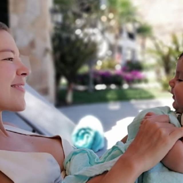fernanda castillo y su hijo liam