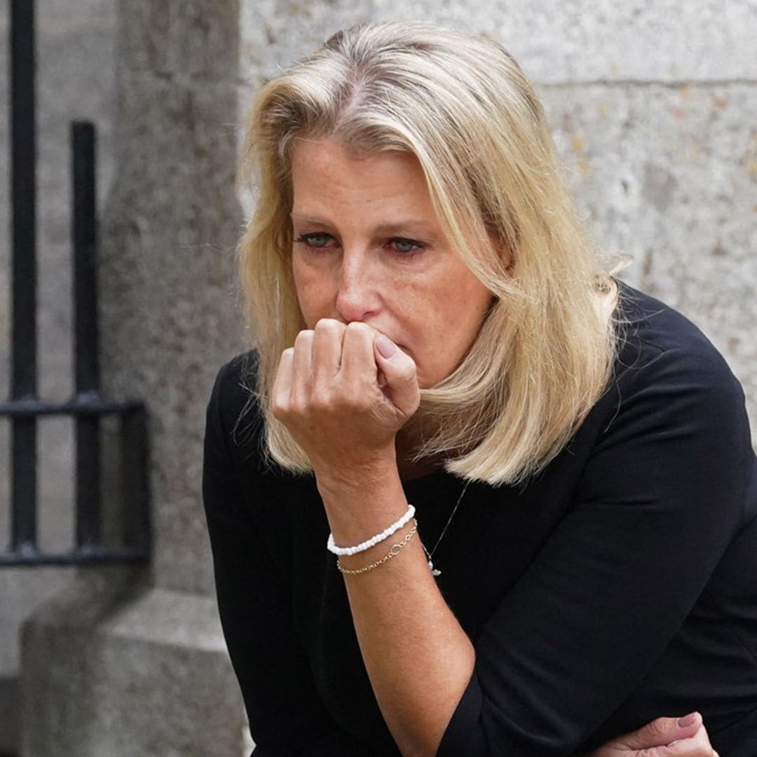La duquesa de Edimburgo 'profundamente apenada' por la muerte de una octogenaria atropellada por uno de sus escoltas