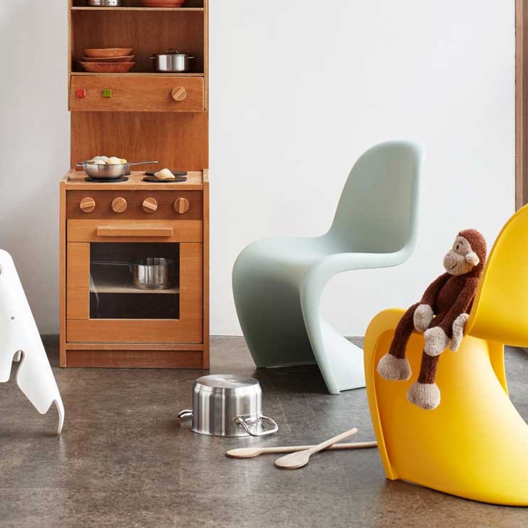 Sillas para niños que desearán sus padres en el salón de casa