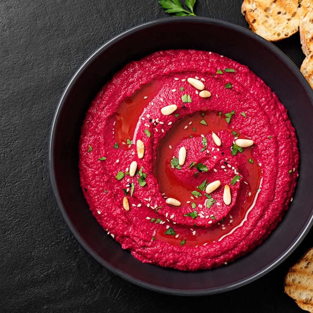 'Dip' de hummus de remolacha