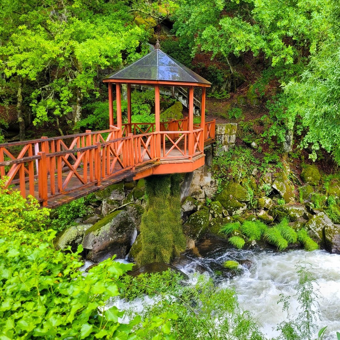 Senda del Arenteiro en la localidad gallega de O Carballiño, Ourense