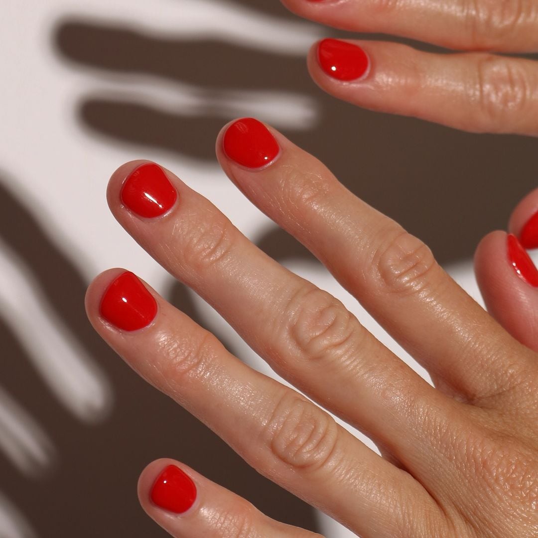 10 diseños de uñas cortas y bonitas con un acabado elegante y natural