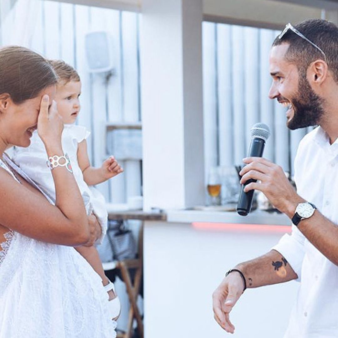Las preciosas fotos de la boda con la que Mario Suárez sorprendió a Malena Costa