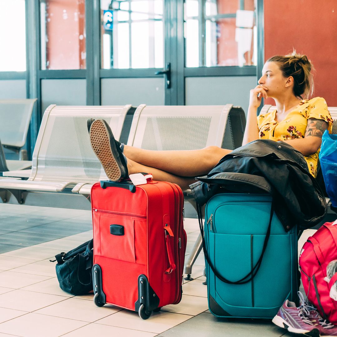 Para viajes largos, anota esta maleta de Eastpak al 62% de descuento por Black Friday