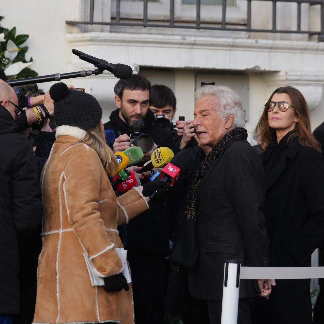 Rosario Nadal junto a Giancarlo Giammetti en la capilla ardiente de Valentino 
