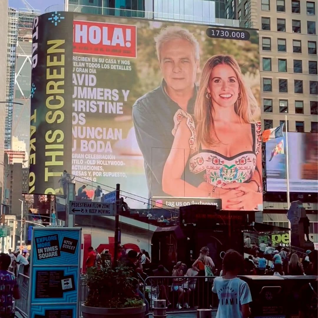 Hablamos con Christine Cambeiro y David Summers tras su romántica declaración de amor en las pantallas de Times Square 
